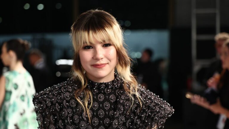 18 Hair Trends To Try in Spring and Summer 2026: Halo Hair, Butterfly Cut, & More