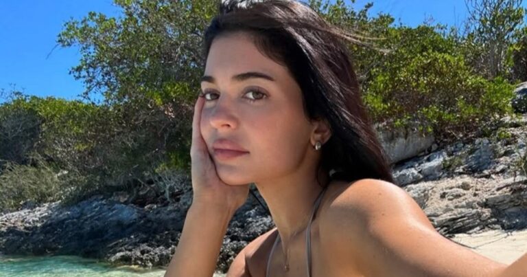 Kylie Jenner’s Black Bikini Is Held Together by Strings in New Vacation Pictures
