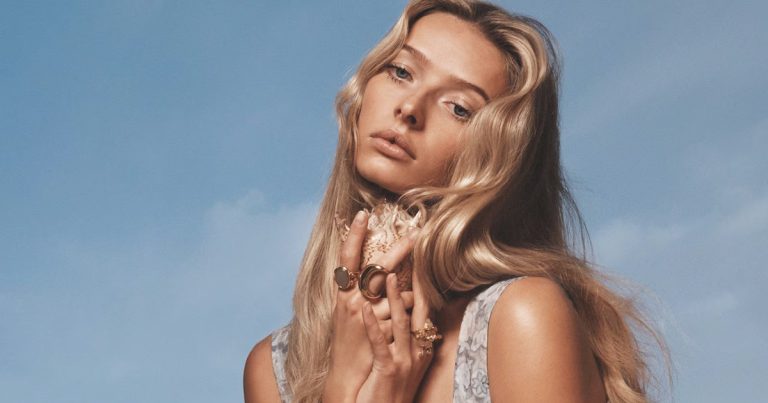 Apple Martin Becomes a Bronzed Goddess in the Summer 2026 Chloé Campaign
