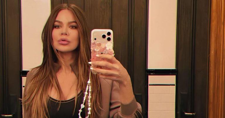 Khloé Kardashian’s Wet-Look Dress Clings in All the Right Places