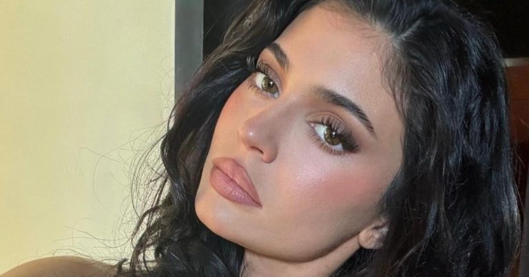 Kylie Jenner Bares Her Legs in a Minidress That Can’t Get Any Shorter