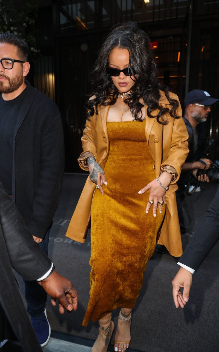 Rihanna Wore Alaïa To The 2026 Tribeca Festival