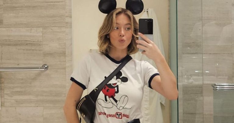 Sydney Sweeney’s $39 Plunging Syrn Bralette Barely Contains Her Curves