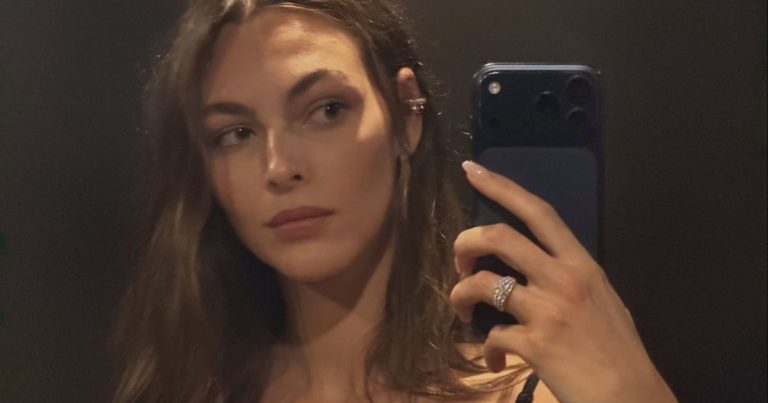 Leonardo DiCaprio’s Girlfriend Squats Low in a Micro Swimsuit That Barely Covers a Thing