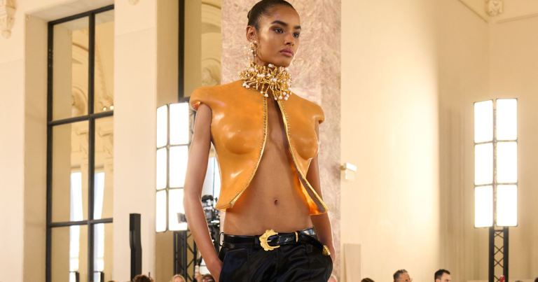 Forum Members Review the Aquatic-Inspired Schiaparelli Haute Couture Fall 2026 Collection