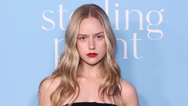 12 Makeup Trends to Experiment With in Fall 2026: Feathery Eyebrows, Barely-There Mascara, & More