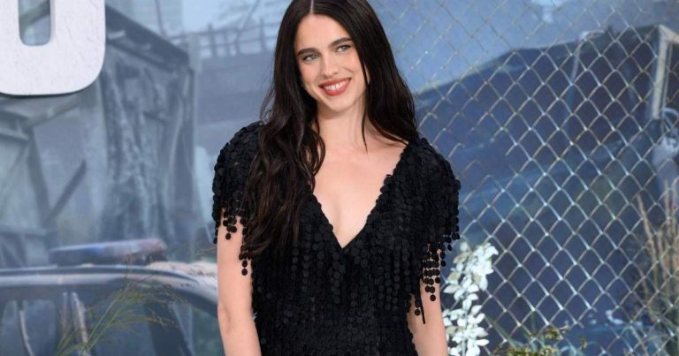 Margaret Qualley’s Nonexistent Heels Have the Internet Very, Very Confused