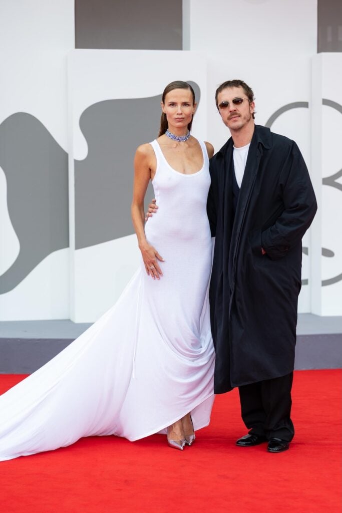 Natasha Poly Makes the White Tank Top Venice-Worthy in Diesel
