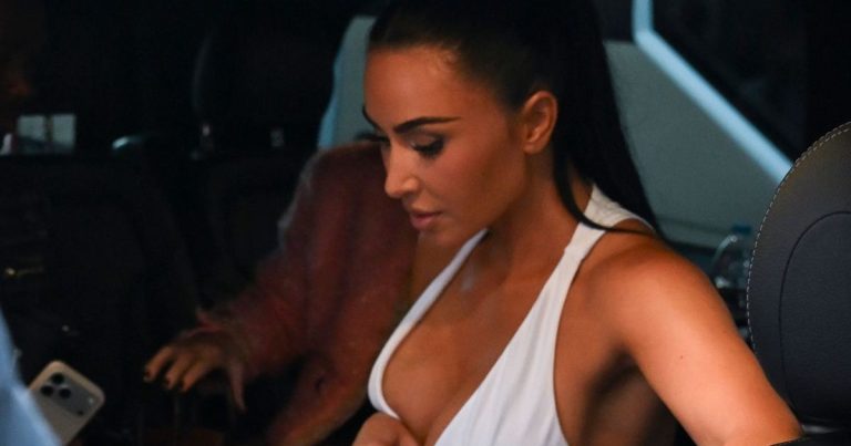 Kim Kardashian’s Dangerously Plunging Dress Gets a Bulgari Twist in Rome