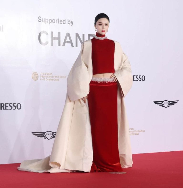 Fan Bingbing Delivers Two Very Different Couture Moments in Busan