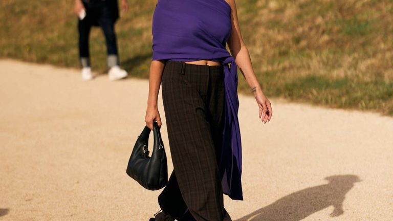Balloon Pants Are Paris Fashion Week's Biggest Street Style Trend — Literally